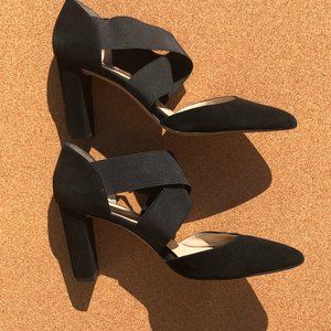 Adrienne Vittadini  black suede shoe sz 11